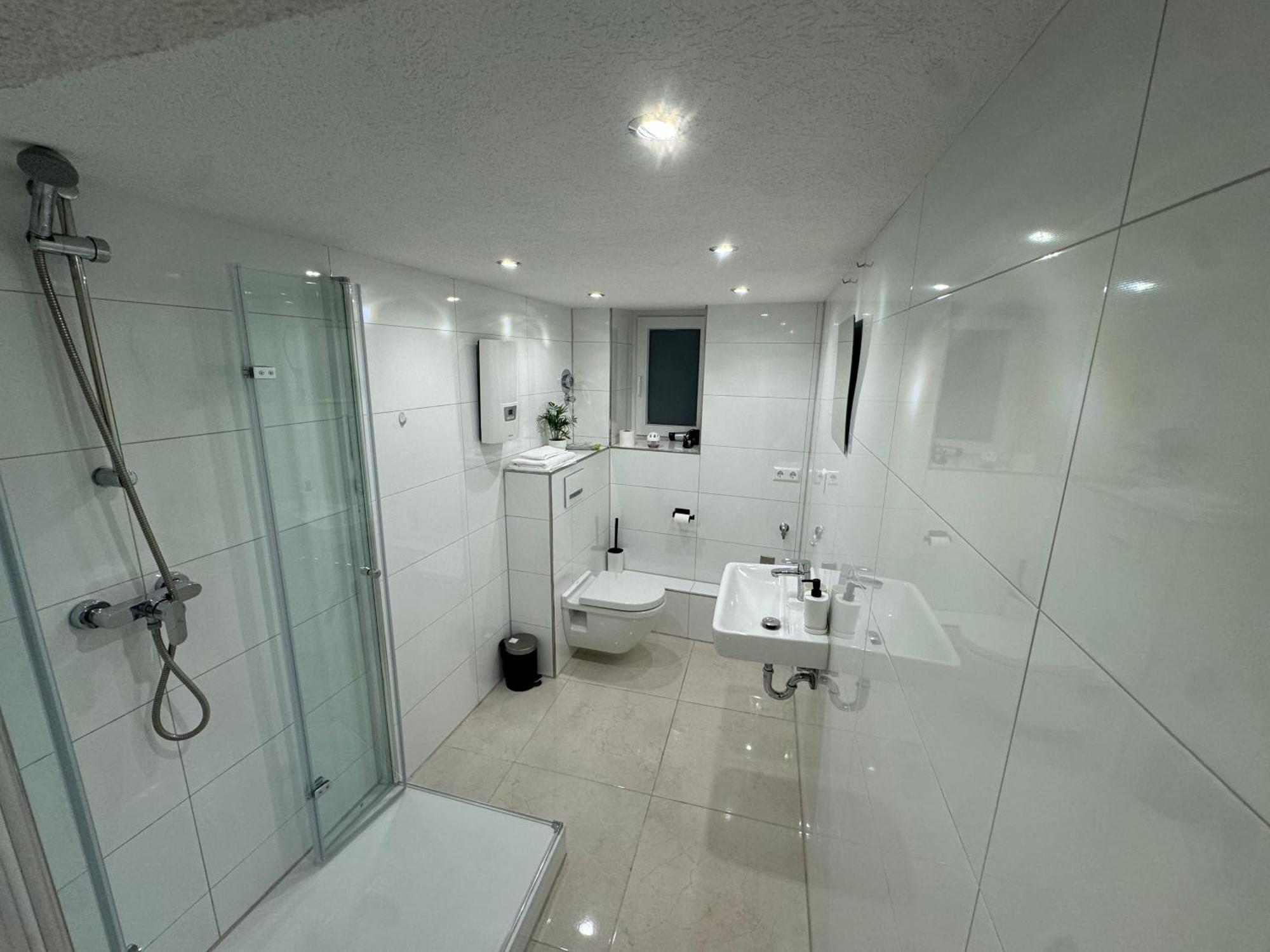 City Apartment Stadtwohnung Mit Kueche Und Netflix Nahe Bahnhof 辛斯海姆 外观 照片